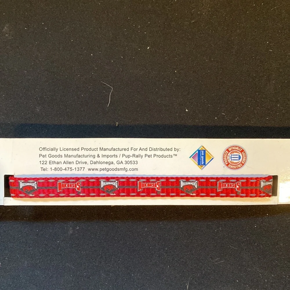 NEW - Arkansas Razorbacks Breakaway Cat Collar